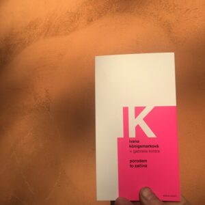 Kniha Porodem to začíná